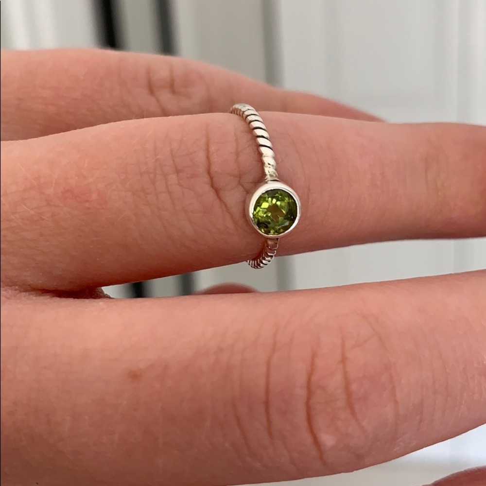 Sterling silver peridot ring/birthstone